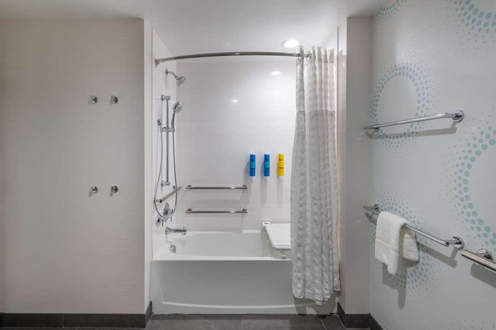 Tru By Hilton Fayetteville Fort Liberty Room photo