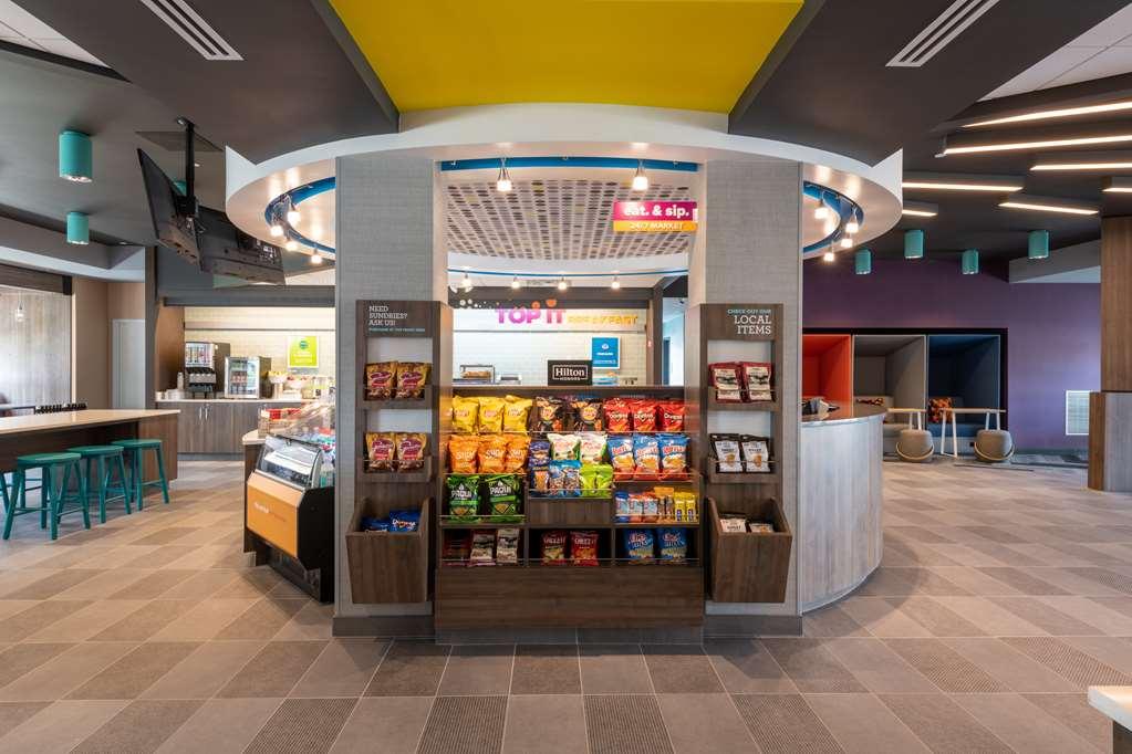 Tru By Hilton Fayetteville Fort Liberty Restaurant photo