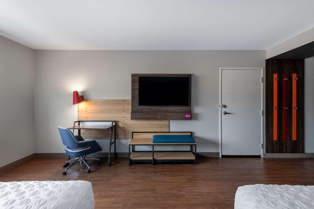Tru By Hilton Fayetteville Fort Liberty Room photo